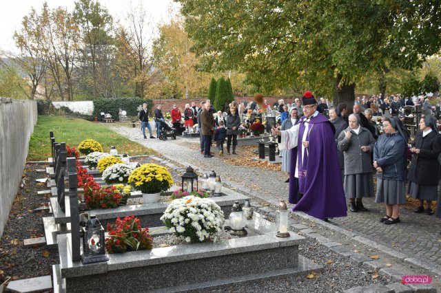 cmentarz w Pieszycach
