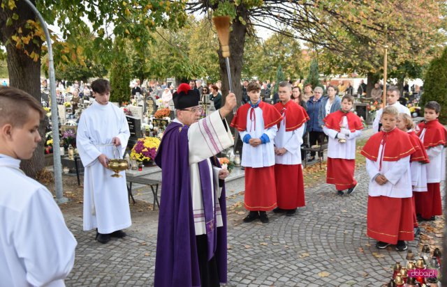cmentarz w Pieszycach