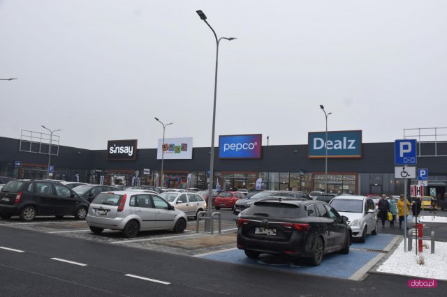 Otwarto park handlowy w Bielawie