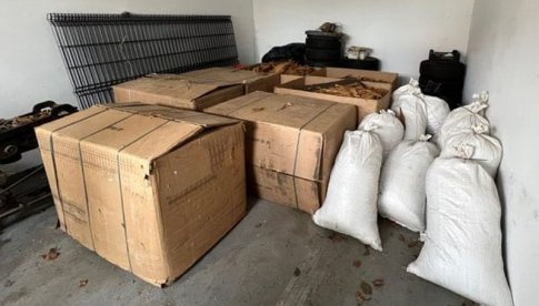 Bielawscy policjanci zabezpieczyli ponad 800 kilogramów wyrobów akcyzowych