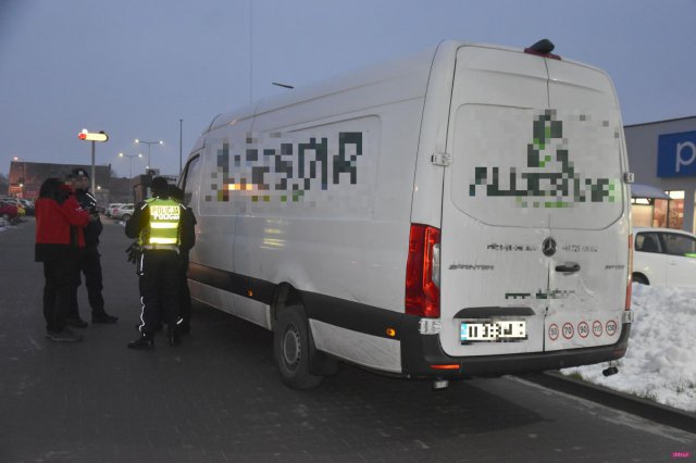 Zdarzenie drogowe z udziałem trzech samochodów w Łagiewnikach 