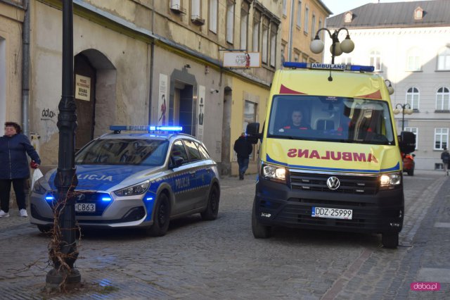 Pożar na Krasickiego w Dzierżoniowie. Jedna osoba ciężko ranna - LPR w akcji!