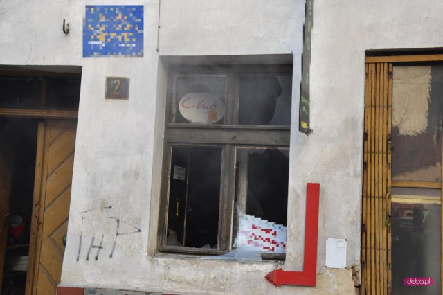 Pożar na Krasickiego w Dzierżoniowie. Jedna osoba ciężko ranna - LPR w akcji!