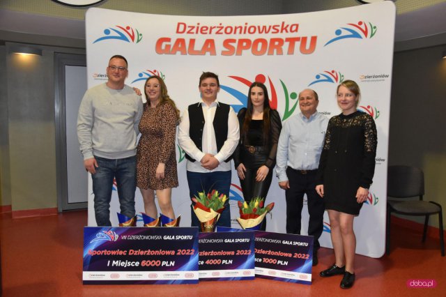Dzierżoniów: Dominacja zapasów. Mariusz Konieczny Sportowcem 2022 Roku!