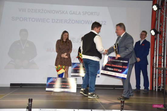 Dzierżoniów: Dominacja zapasów. Mariusz Konieczny Sportowcem 2022 Roku!