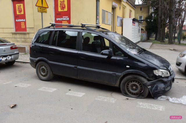 Zderzenie opla i forda w Dzierżoniowie