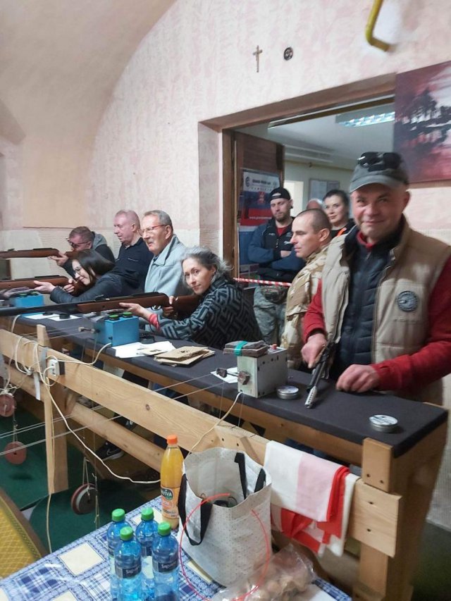 Wyniki zawodów strzeleckich w Bielawie