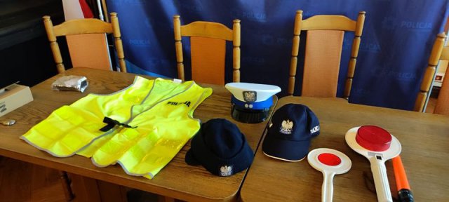 Dzieci z dzierżoniowskiego Publicznego Przedszkola nr 1 z wizytą u policjantów