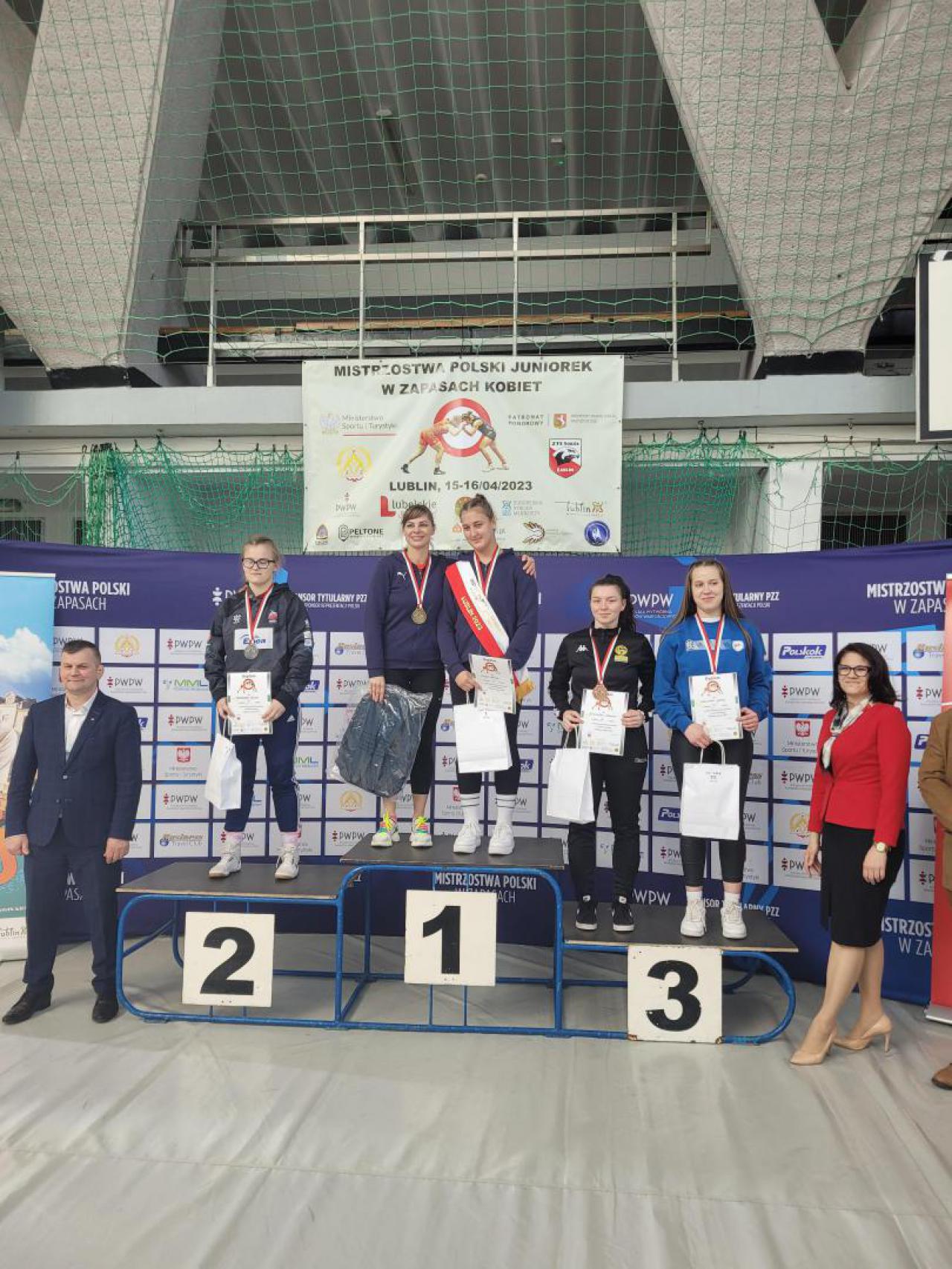 Weronika Smaczyńska zdobywa brązowy medal Mistrzostw Polski Juniorek w zapasach
