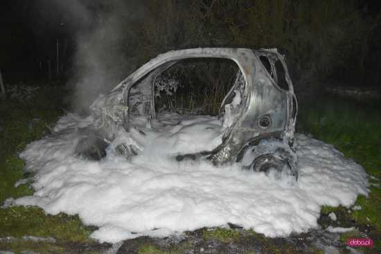 Spłonął samochód w Piławie Górnej