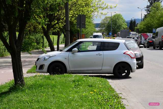 Zdarzenie drogowe na ul. Batalionów Chłopskich w Dzierżoniowie