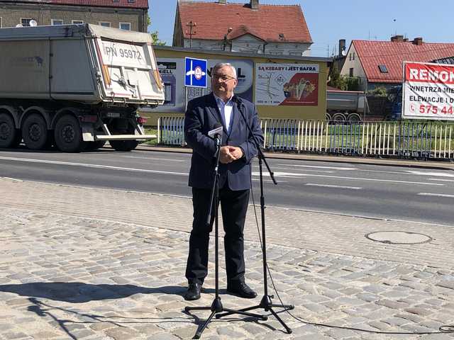 Minister infrastruktury w Łagiewnikach w sprawie S8