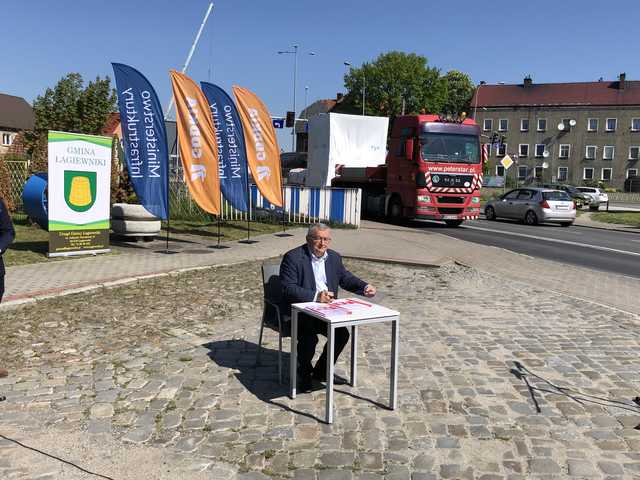 Minister infrastruktury w Łagiewnikach w sprawie S8
