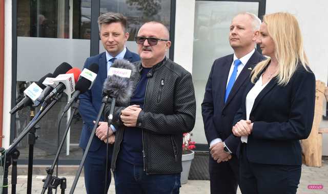 Ministrowie z wizytą w Bielawie. 4 mln zł na remont mieszkań
