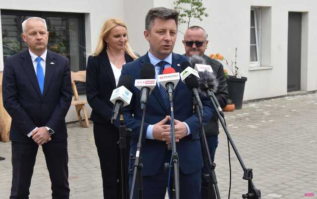 Ministrowie z wizytą w Bielawie. 4 mln zł na remont mieszkań