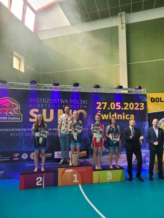 Milena Sawka zdobywa srebrny medal Mistrzostw Polski Kadetek w Sumo