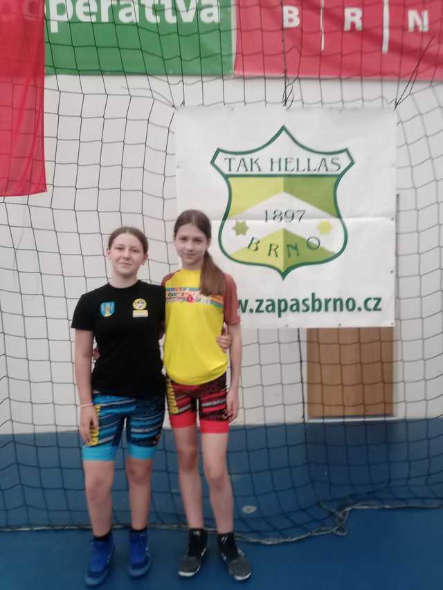 Zapaśniczki JUNIORA Dzierżoniów zmagały się w Brnie