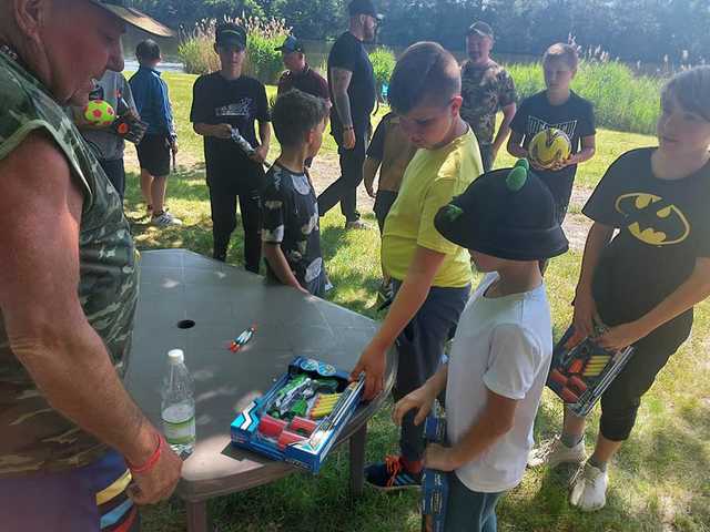 Łagiewniki: zawody wędkarskie z okazji Dnia Dziecka 