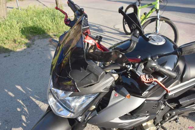 Wypadek z udziałem motocyklisty w Bielawie