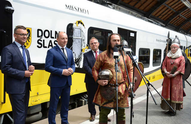 Koleje Dolnośląskie - z przeszłości w przyszłość