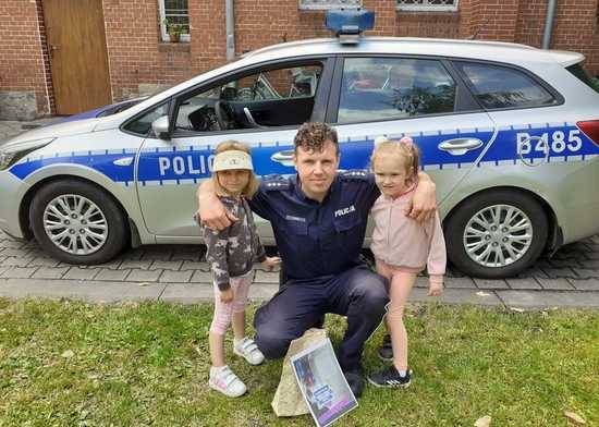 Dzielnicowi z Niemczy i Łagiewnik realizują program „Bezpieczne wakacje”