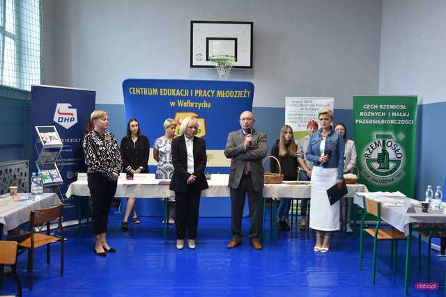 Targi Pracy i Edukacji w Zespole Szkół Cechu Rzemiosł Różnych w Bielawie