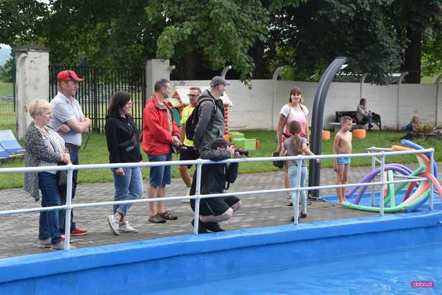 Zawody pływackie w Pieszycach