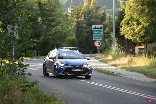 Pijany kierowca toyoty uderzył w przepust 