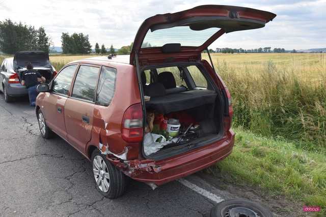 Pijany kierowca mitsubishi uderzył w peugeota