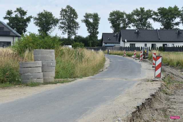 Trwa przebudowa drogi Dzierżoniów - Nowizna