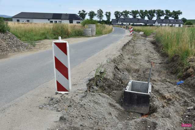 Trwa przebudowa drogi Dzierżoniów - Nowizna