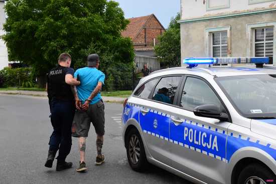 Obywatelskie zatrzymanie pijanego kierowcy w Dobrocinie