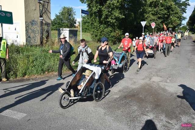 XX Piesza Pielgrzymka Diecezji Świdnickiej na Jasną Górę w powiecie dzierżoniowskim
