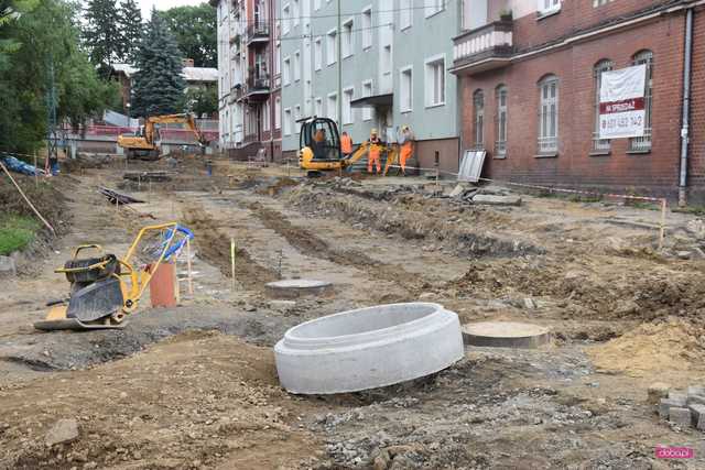 Dzierżoniów: ulica 11 Listopada w przebudowie