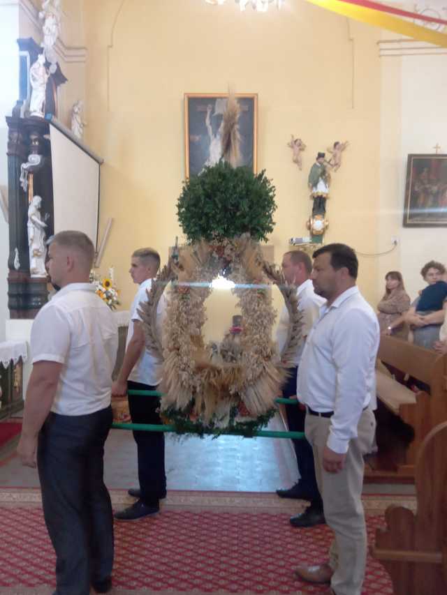 Odpust i święto plonów w Uciechowie