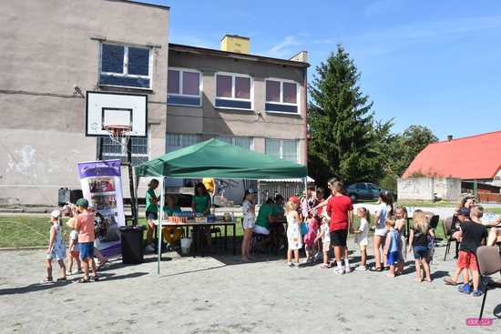Piknik na zakończenie lata w Centrum Usług Społecznych w Pieszycach