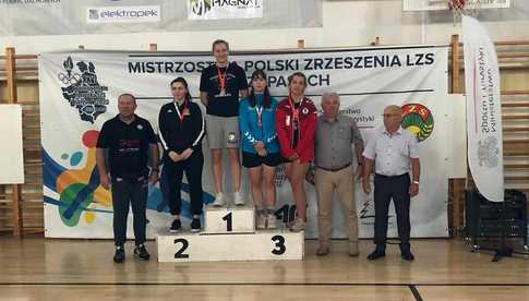 Weronika Smaczyńska ze srebrnym medalem Mistrzostw Polski LZS w zapasach