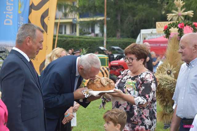 Dożynki Gminy Dzierżoniów w Piławie Dolnej