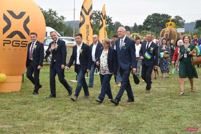 Dożynki Gminy Dzierżoniów w Piławie Dolnej