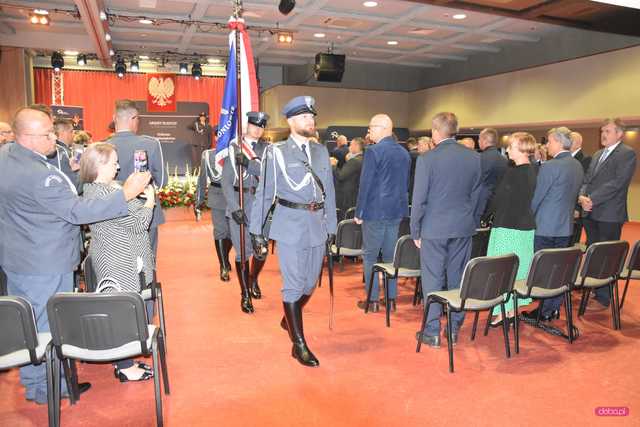 Areszt Śledczy w Dzierżoniowie otrzymał sztandar