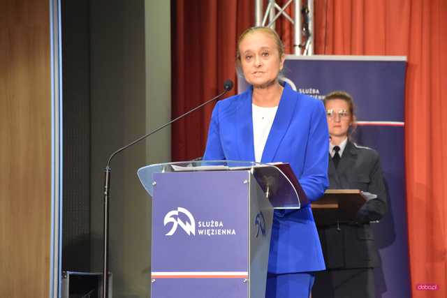 Areszt Śledczy w Dzierżoniowie otrzymał sztandar
