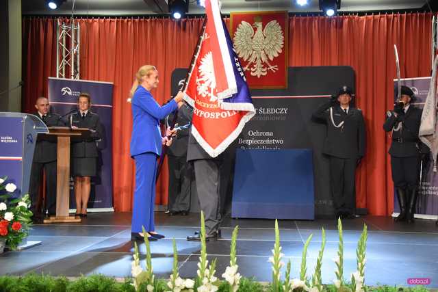 Areszt Śledczy w Dzierżoniowie otrzymał sztandar