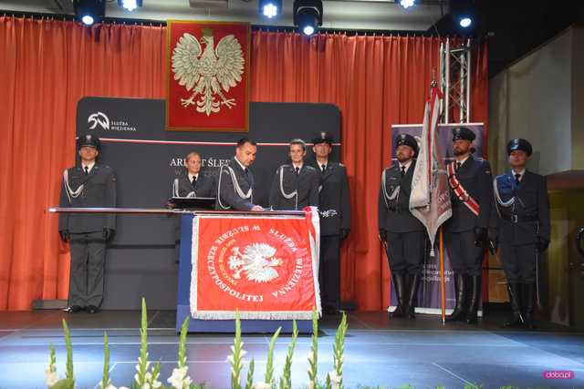Areszt Śledczy w Dzierżoniowie otrzymał sztandar