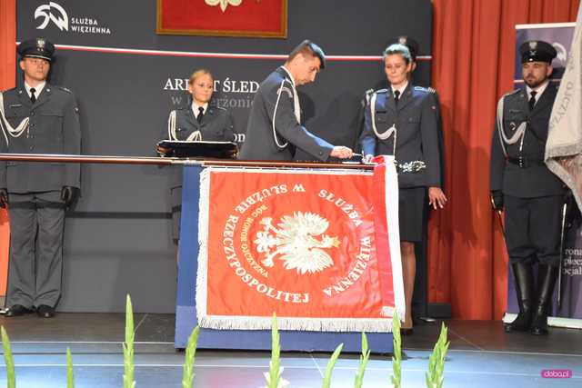 Areszt Śledczy w Dzierżoniowie otrzymał sztandar