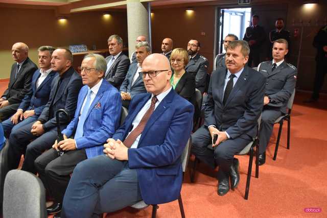 Areszt Śledczy w Dzierżoniowie otrzymał sztandar