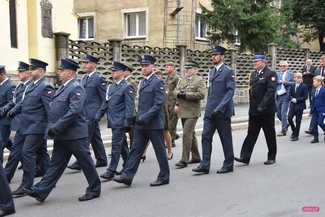 Areszt Śledczy w Dzierżoniowie otrzymał sztandar