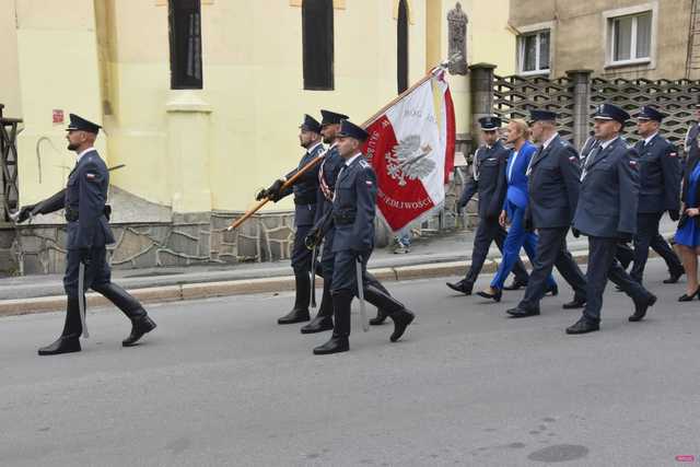 Areszt Śledczy w Dzierżoniowie otrzymał sztandar