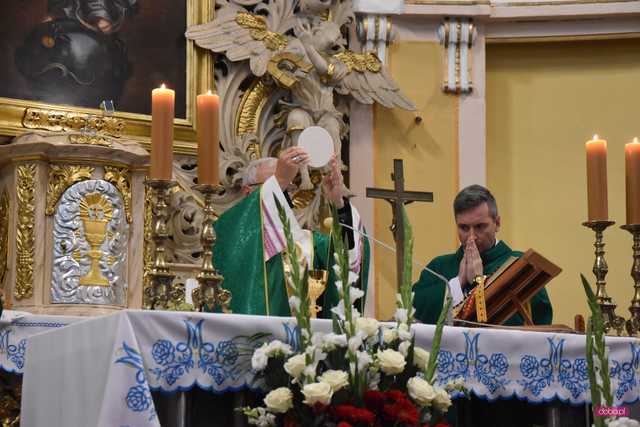 Areszt Śledczy w Dzierżoniowie otrzymał sztandar