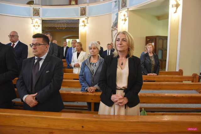 Areszt Śledczy w Dzierżoniowie otrzymał sztandar