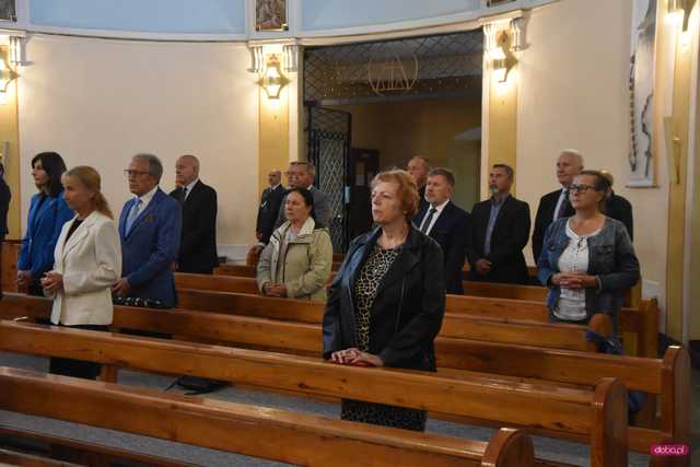 Areszt Śledczy w Dzierżoniowie otrzymał sztandar